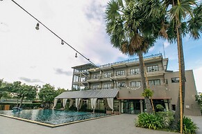 Baan Phing Phu Praew Cha-Am