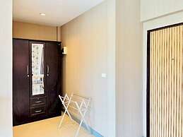 Baan Phing Phu Praew Cha-Am