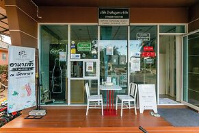 Baan Phing Phu Praew Cha-Am