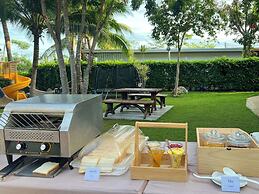 Baan Phing Phu Praew Cha-Am