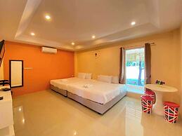 Baan Phing Phu Praew Cha-Am