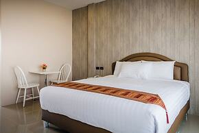 Baan Phing Phu Praew Cha-Am