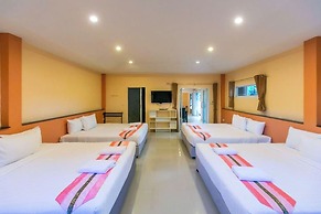 Baan Phing Phu Praew Cha-Am