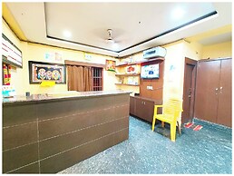 Hotel A Golden Beach Puri