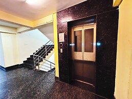 HOTEL ARYA PALACE