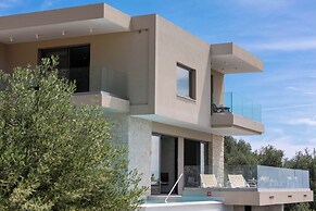 Villa Ouranos by WhiteDream Villas