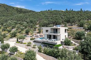 Villa Ouranos by WhiteDream Villas