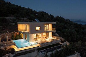 Villa Ouranos by WhiteDream Villas