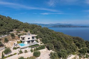 Villa Ouranos by WhiteDream Villas
