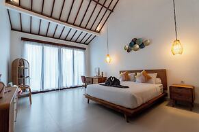 Casa Lova - Luxury 2 BR Villa with Pool