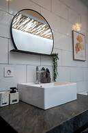 Casa Lova - Luxury 2 BR Villa with Pool