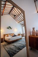 Casa Lova - Luxury 2 BR Villa with Pool