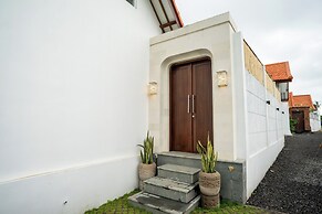 Casa Lova - Luxury 2 BR Villa with Pool