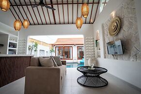 Casa Lova - Luxury 2 BR Villa with Pool