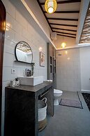 Casa Lova - Luxury 2 BR Villa with Pool