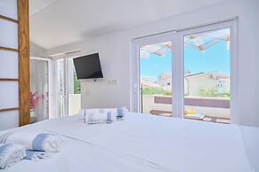Sunshine Suites by Litto