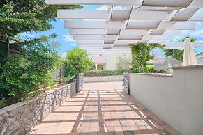 Sunshine Suites by Litto