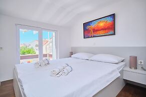 Sunshine Suites by Litto