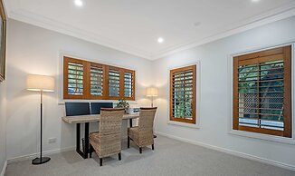 Metawise Luxe 6 Bed Ocean View Family Home in Seaforth