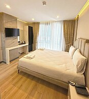 Hilltown Airport Hotel