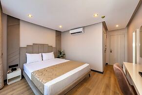 Hilltown Airport Hotel