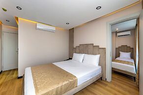 Hilltown Airport Hotel