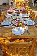 Armola Pansiyon Cafe