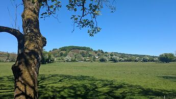 Glan yr Afon Tri - Relax, Recuperate, Enjoy