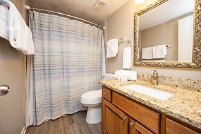 Phoenix Iv 4093 3 Bedroom Condo