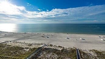 Phoenix Iv 4093 3 Bedroom Condo