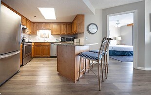 Phoenix Iv 4093 3 Bedroom Condo