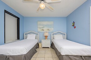 Phoenix Iv 4095 3 Bedroom Condo