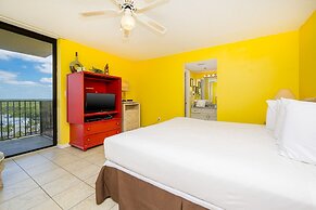 Phoenix Iv 4095 3 Bedroom Condo