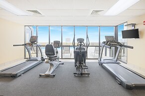 Phoenix Iv 4045 3 Bedroom Condo