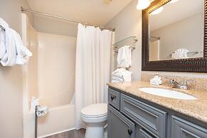 Phoenix Iv 4083 3 Bedroom Condo