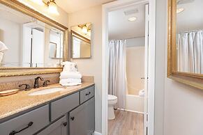 Phoenix Iv 4083 3 Bedroom Condo