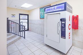 Phoenix Iv 4053 3 Bedroom Condo