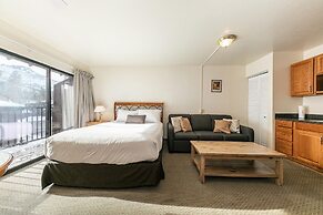 226 Bldg B 1 Bedroom Condo
