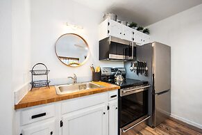 114 Bldg B 1 Bedroom Condo