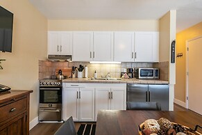 246 Bldg C 1 Bedroom Condo