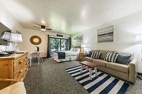 211 Bldg B 1 Bedroom Condo