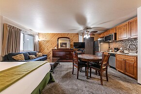 113 Bldg B 1 Bedroom Studio