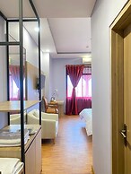 Adia Convention Center Hotel