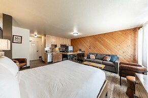 122 Bldg B 1 Bedroom Studio