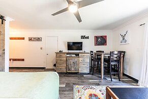 242 Bldg C 1 Bedroom Condo