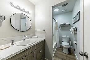 244 Bldg C 1 Bedroom Condo