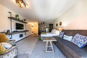 231 Bldg C 1 Bedroom Condo