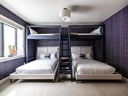 7 Deep Forest 6 Bedroom Home