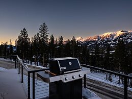 7 Deep Forest 6 Bedroom Home