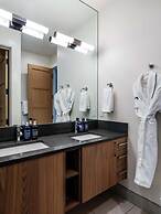 7 Deep Forest 6 Bedroom Home